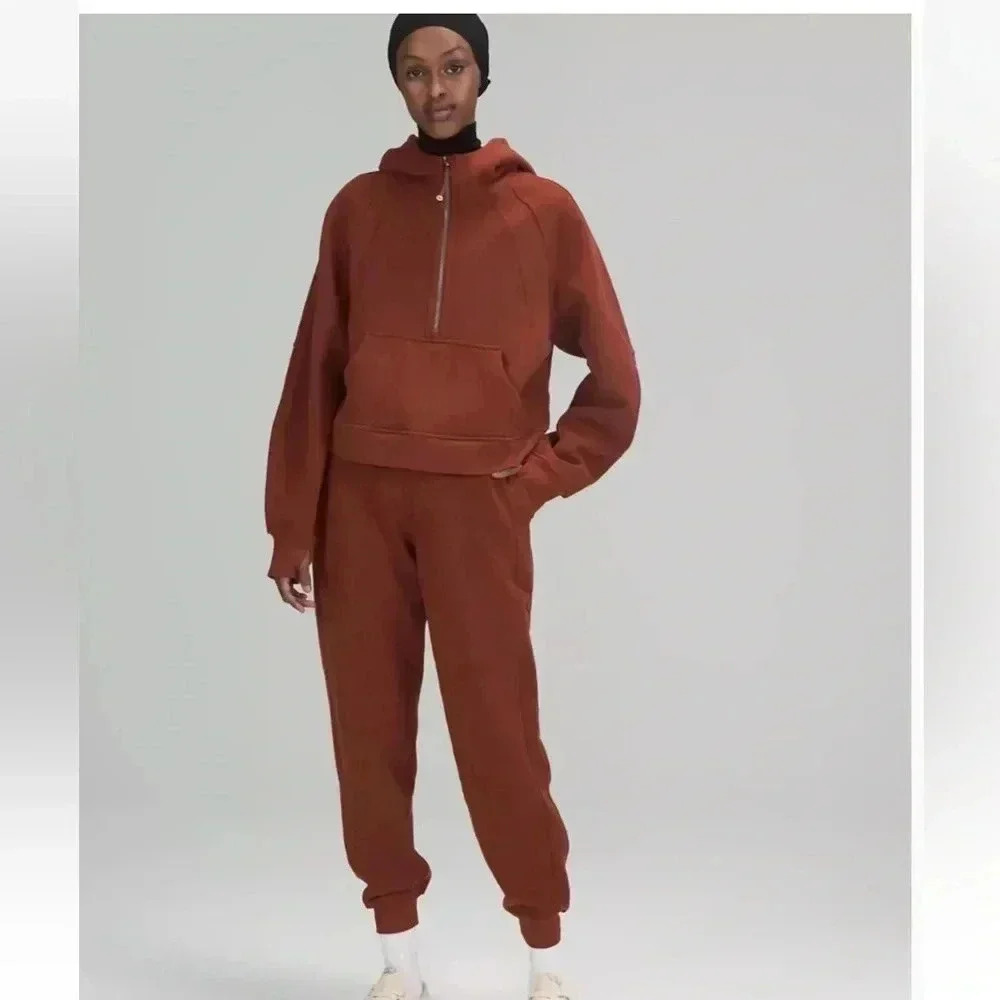 Lululemon Scuba High Rise HR Jogger DTBN Date Brown Red Size 4